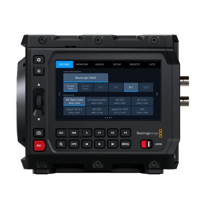 Camera full frame 6K con risoluzione 6048x4032, display 4 1920 x 1080 (L-Mount)