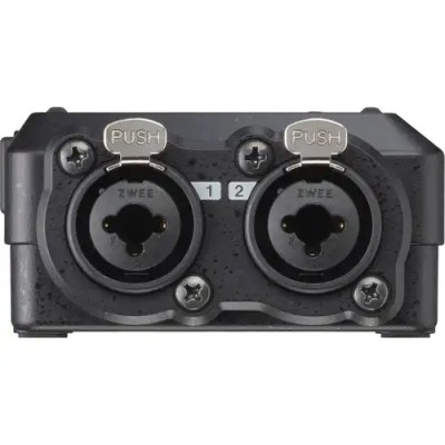 Registratore di campo con elaborazione a 32 bit e feneratore di timecode