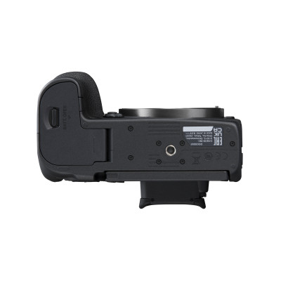 Canon EOS R7 + EF- R Adapter